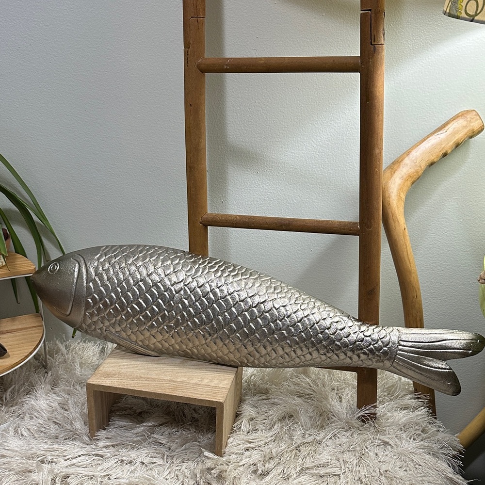 Cast Metal Silver Fish‎ Approximately 23” Long Cabin Lake House Wall Decor
